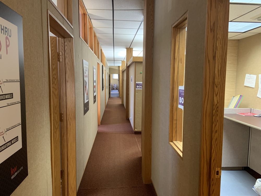 Office For Lease: 2 Railroad Sq, Great Falls, MT 59401